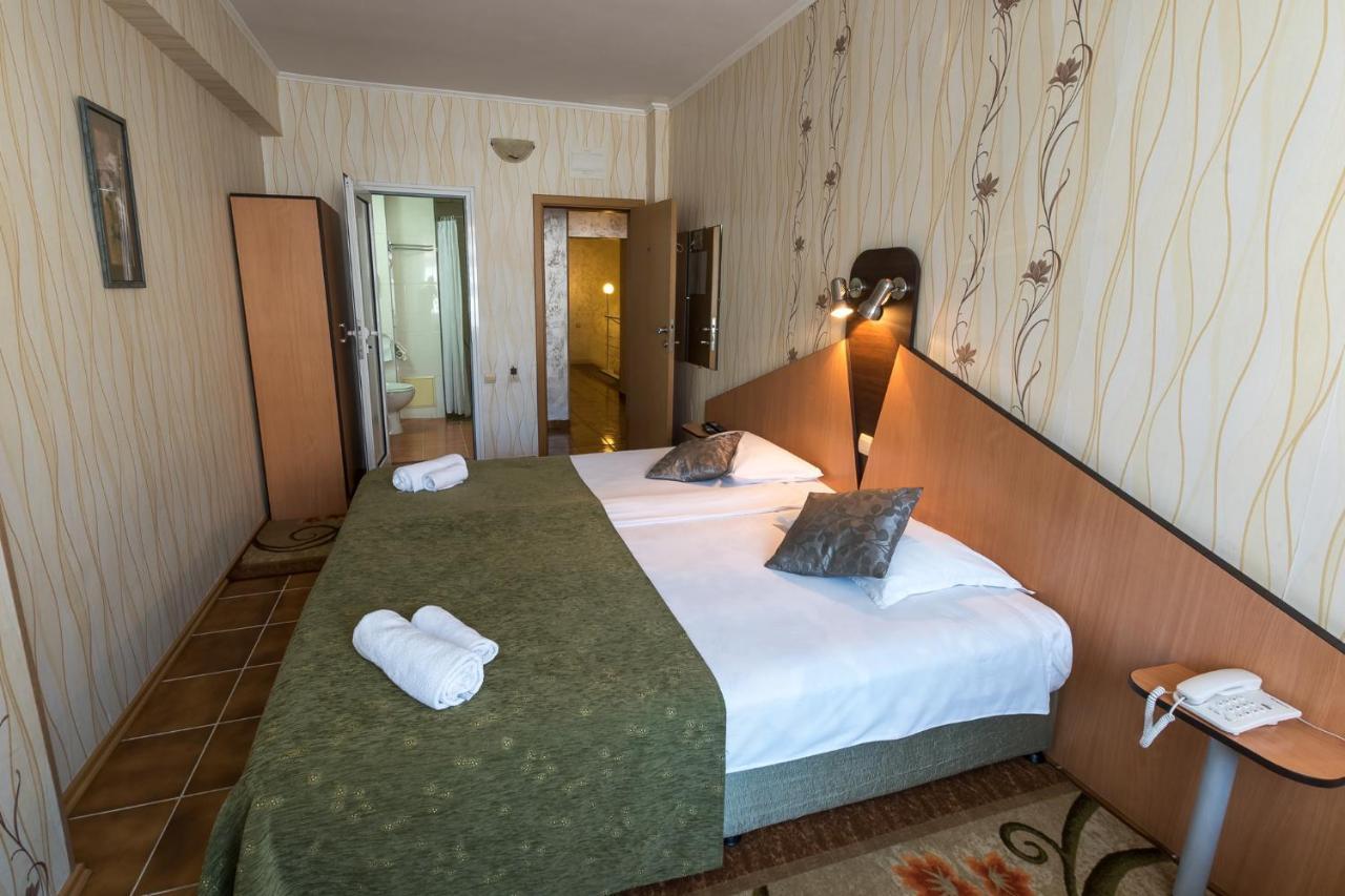 Noviz Hotel Plovdiv Ngoại thất bức ảnh