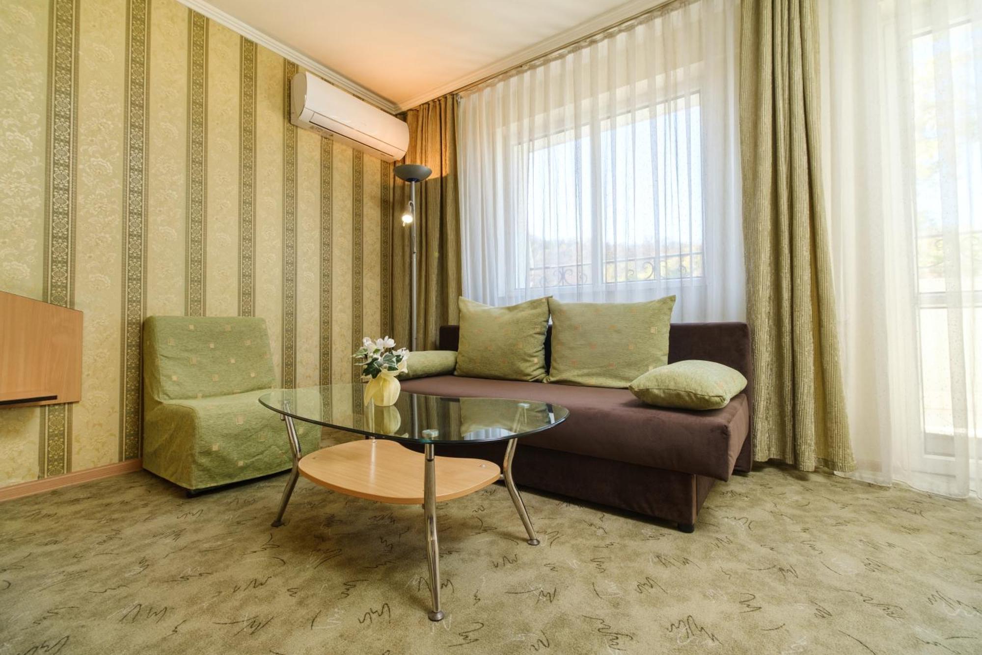 Noviz Hotel Plovdiv Ngoại thất bức ảnh