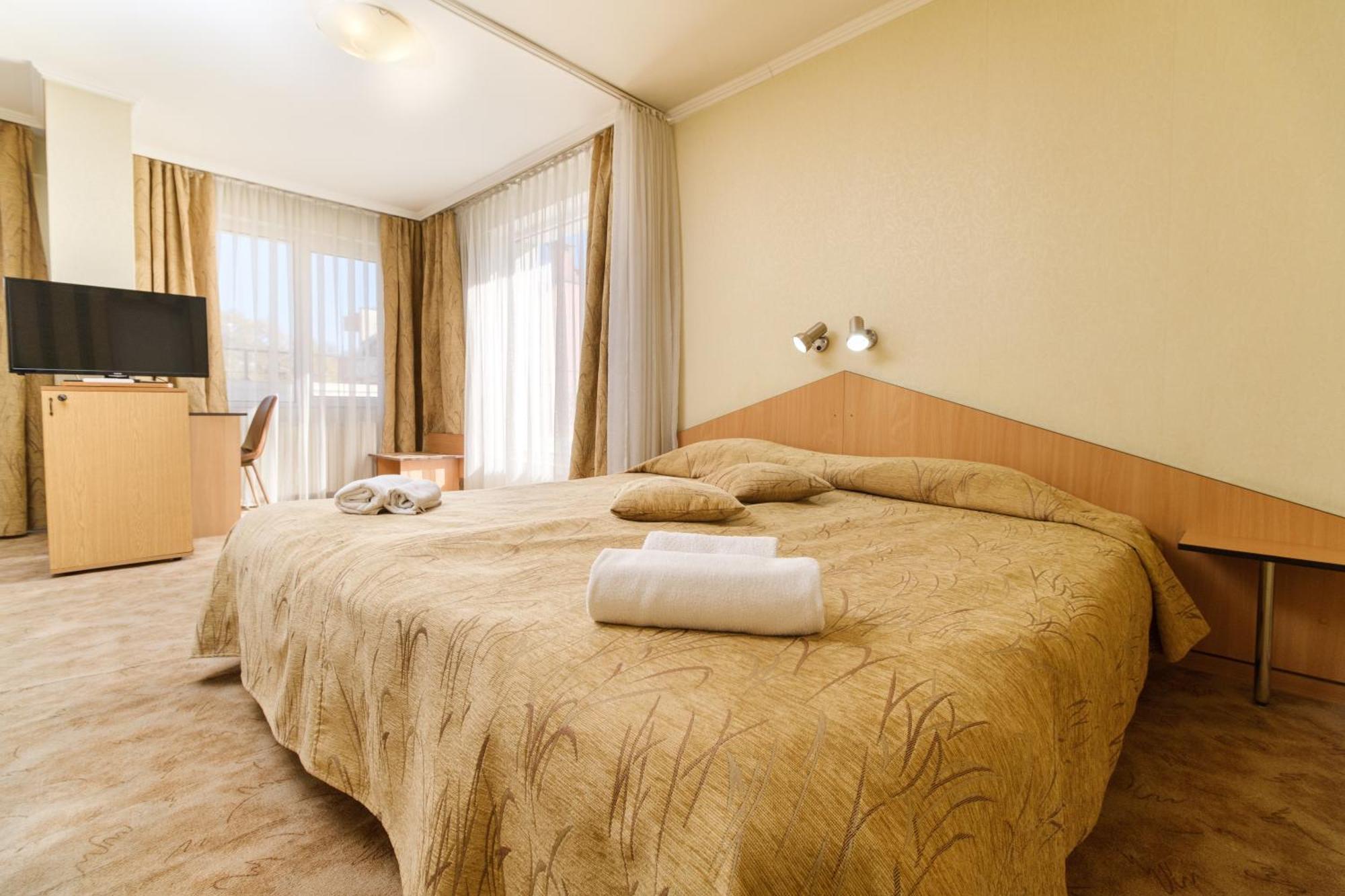 Noviz Hotel Plovdiv Ngoại thất bức ảnh