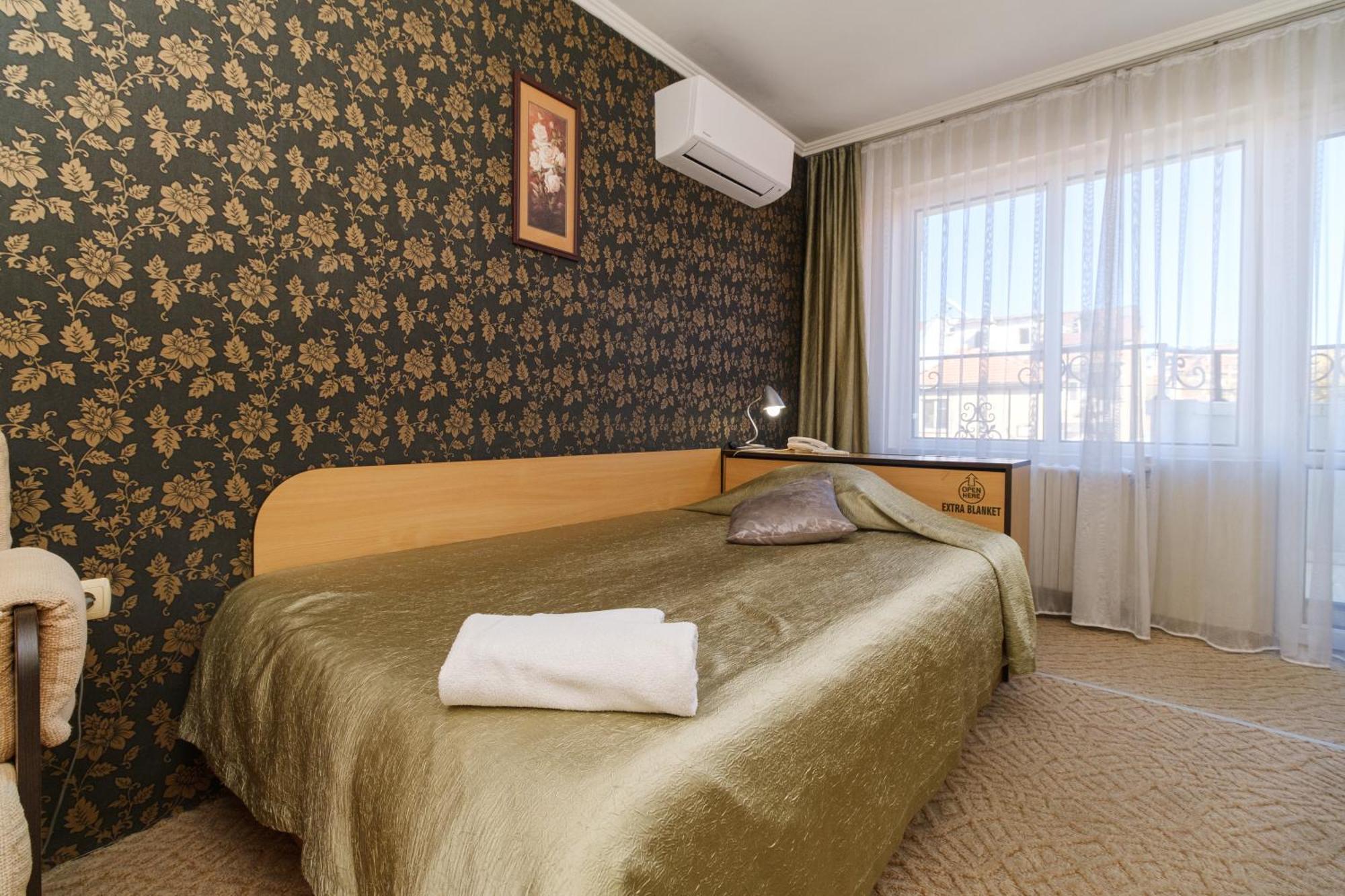 Noviz Hotel Plovdiv Ngoại thất bức ảnh
