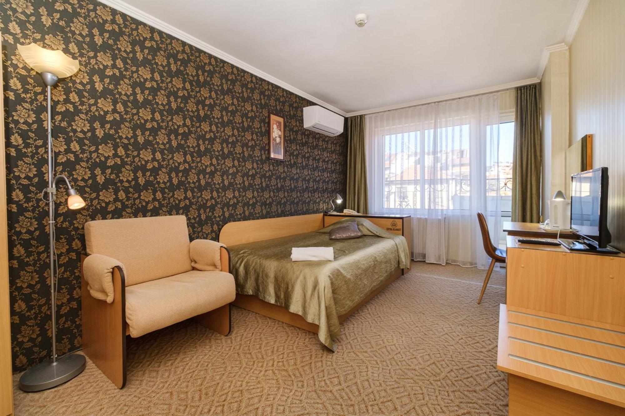 Noviz Hotel Plovdiv Ngoại thất bức ảnh