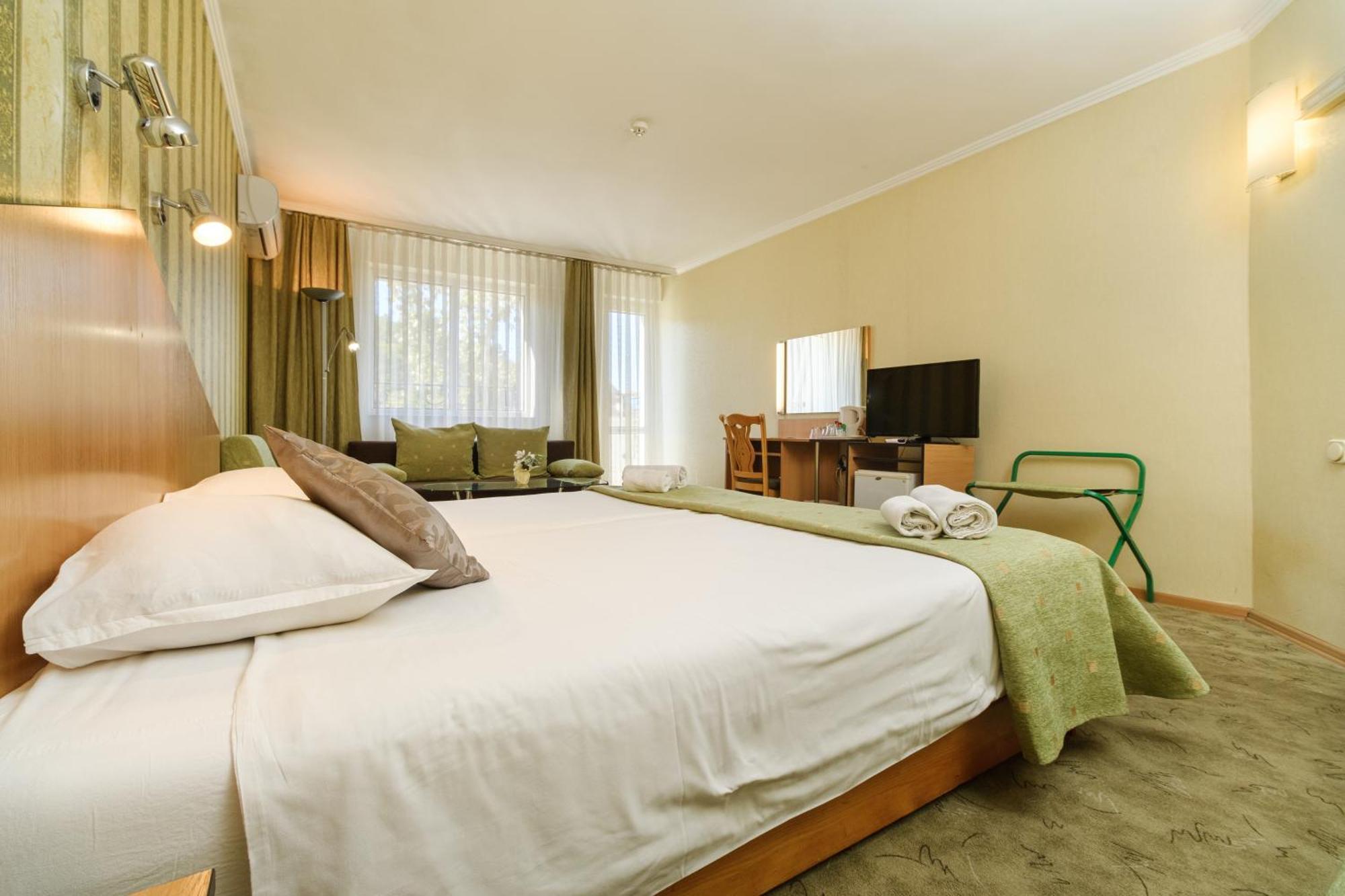 Noviz Hotel Plovdiv Ngoại thất bức ảnh