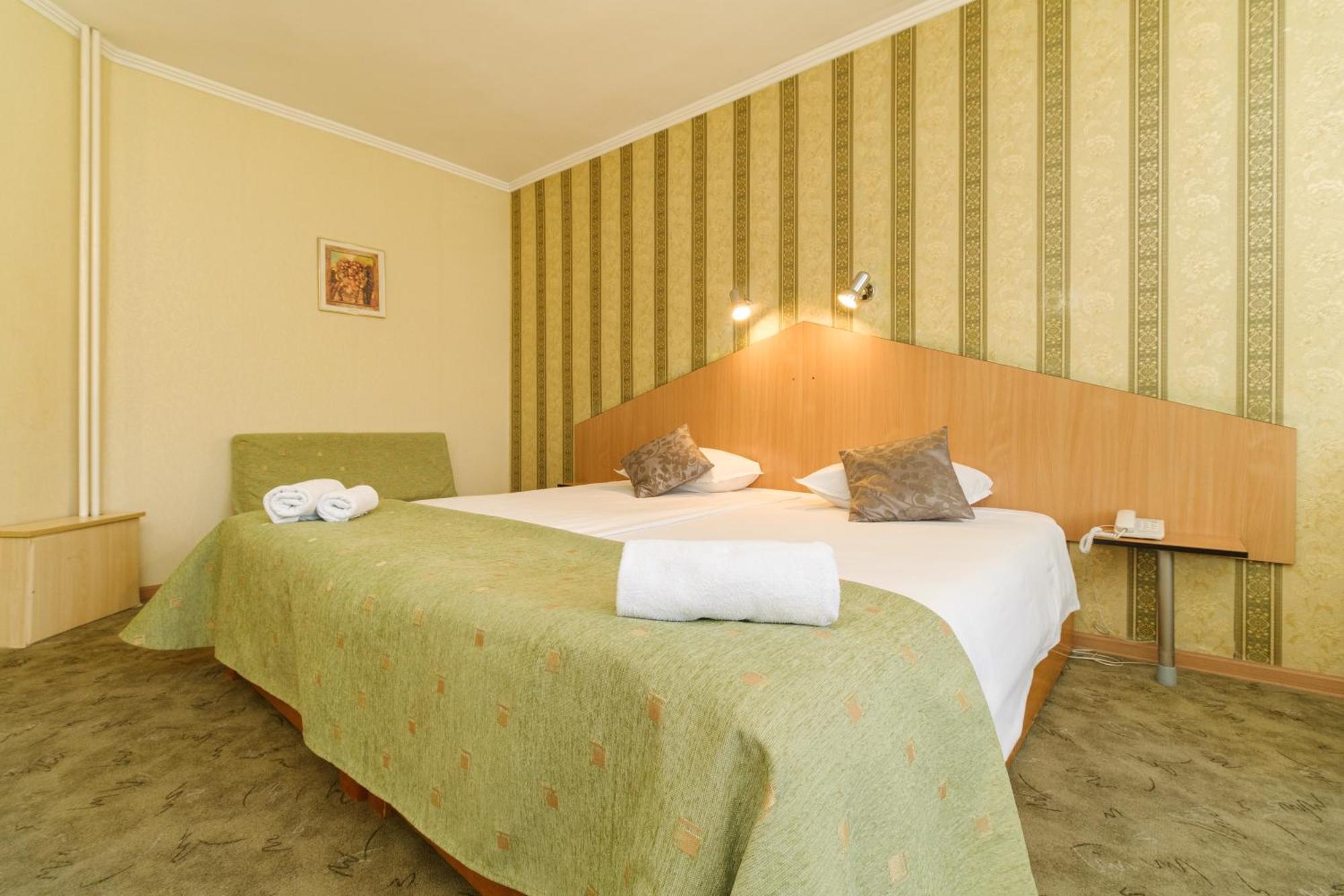 Noviz Hotel Plovdiv Ngoại thất bức ảnh