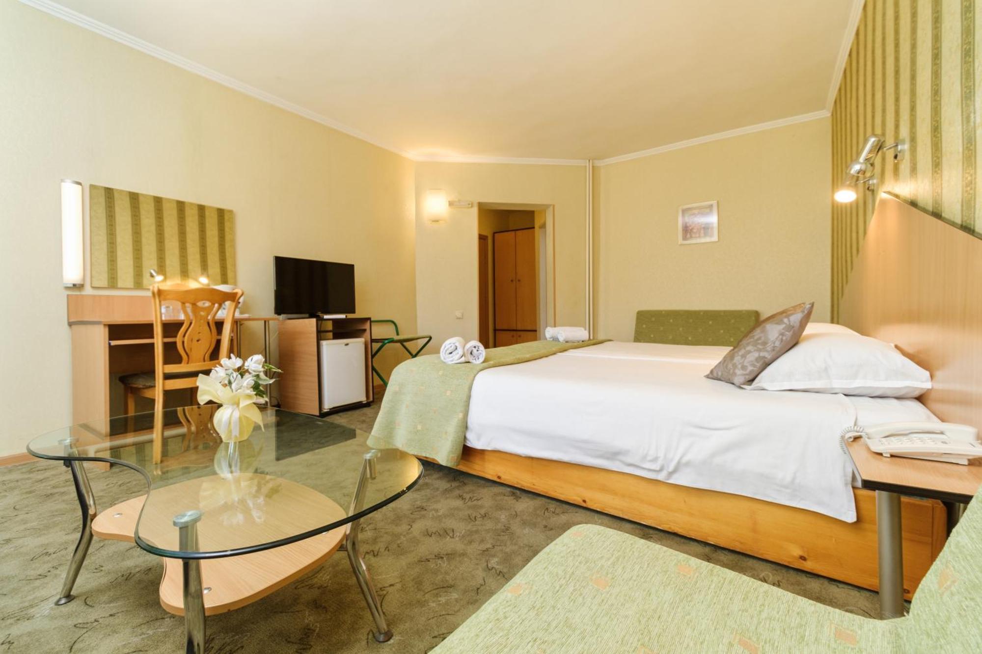 Noviz Hotel Plovdiv Ngoại thất bức ảnh
