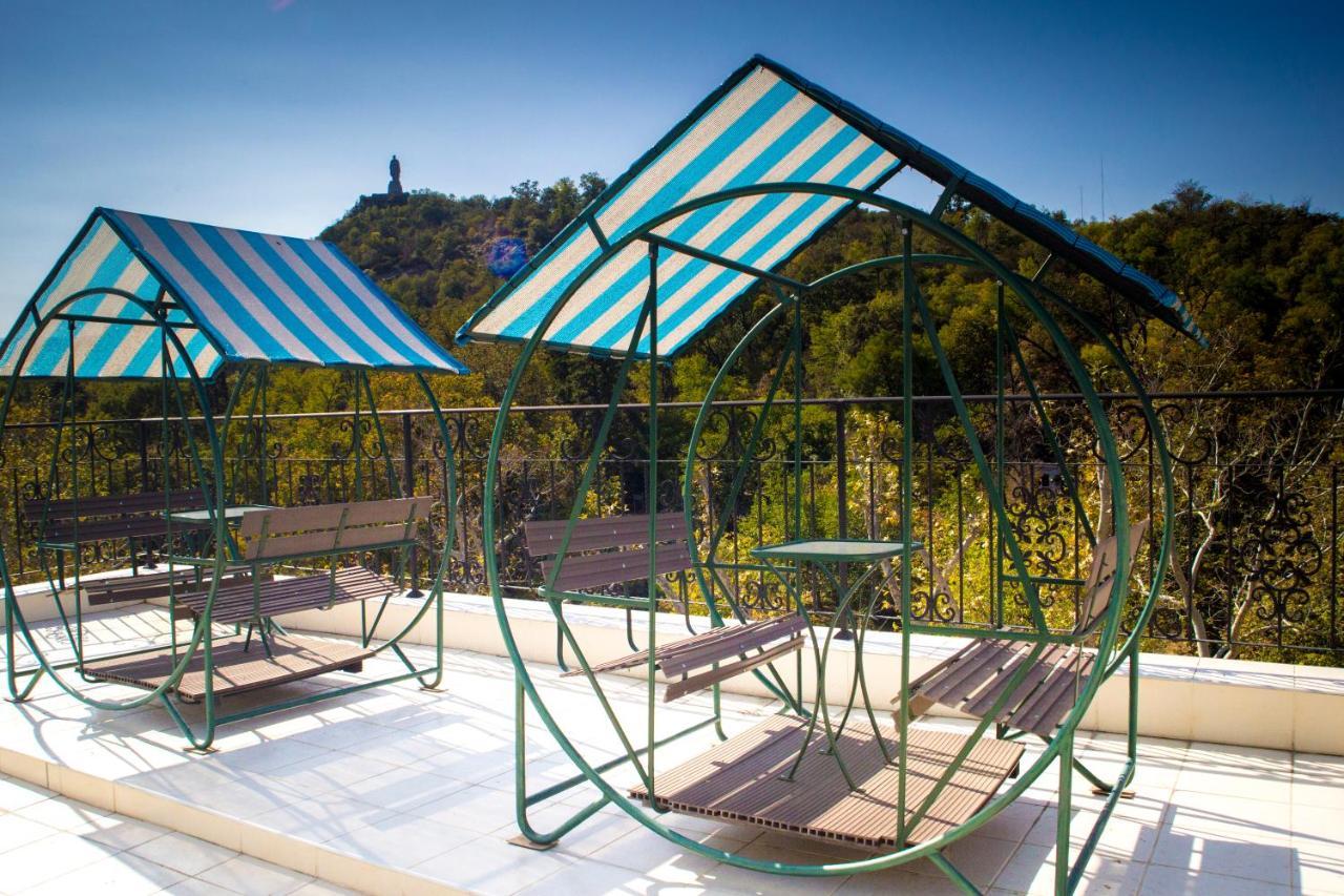 Noviz Hotel Plovdiv Ngoại thất bức ảnh
